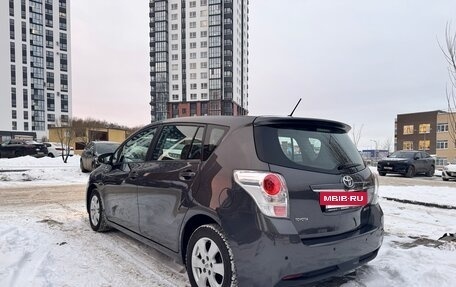 Toyota Verso I, 2013 год, 1 400 000 рублей, 4 фотография