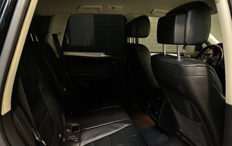 Volkswagen Touareg III, 2015 год, 2 629 000 рублей, 12 фотография