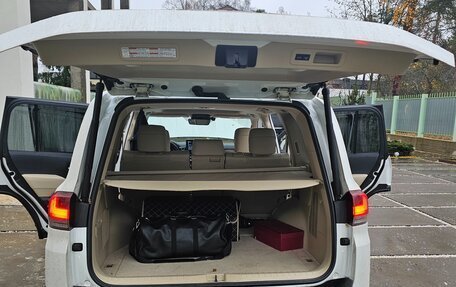 Toyota Land Cruiser, 2021 год, 11 000 000 рублей, 3 фотография