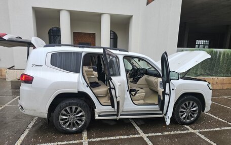 Toyota Land Cruiser, 2021 год, 11 000 000 рублей, 2 фотография