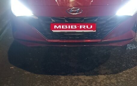 Hyundai Elantra, 2022 год, 2 200 000 рублей, 2 фотография