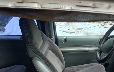 Chrysler Voyager III, 2000 год, 210 000 рублей, 9 фотография