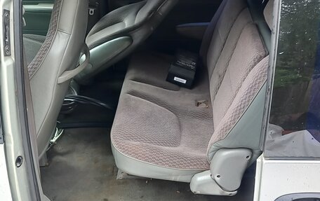 Chrysler Voyager III, 2000 год, 210 000 рублей, 11 фотография