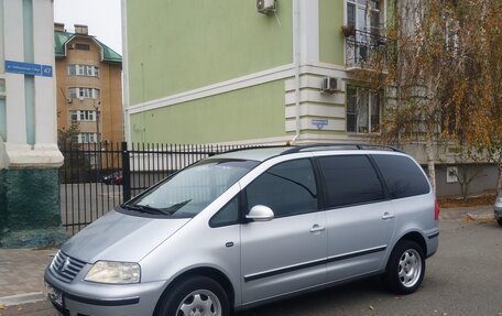 Volkswagen Sharan I рестайлинг, 2004 год, 820 000 рублей, 2 фотография