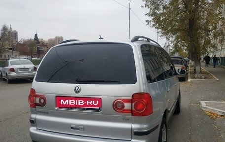 Volkswagen Sharan I рестайлинг, 2004 год, 820 000 рублей, 4 фотография