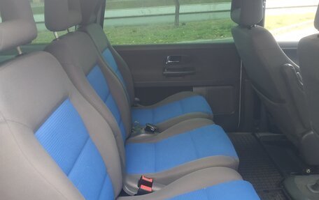 Volkswagen Sharan I рестайлинг, 2004 год, 820 000 рублей, 9 фотография