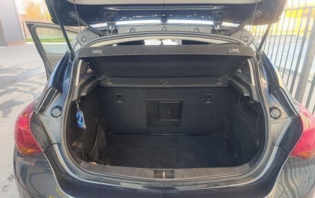 Opel Astra J, 2013 год, 690 000 рублей, 5 фотография