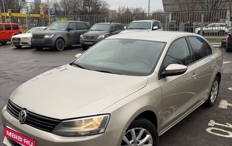 Volkswagen Jetta VI, 2012 год, 600 000 рублей, 2 фотография