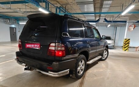 Toyota Land Cruiser 100 рестайлинг 2, 2000 год, 1 700 000 рублей, 6 фотография