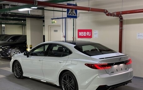 Toyota Camry, 2025 год, 4 390 000 рублей, 5 фотография