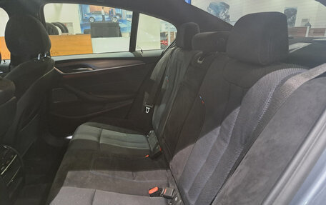 BMW 5 серия, 2018 год, 3 550 000 рублей, 16 фотография