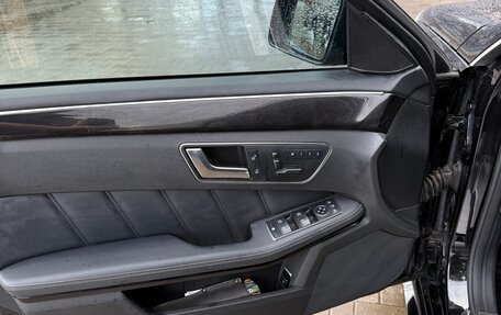 Mercedes-Benz E-Класс, 2012 год, 2 000 000 рублей, 3 фотография