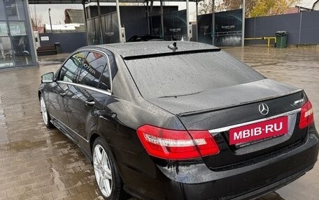 Mercedes-Benz E-Класс, 2012 год, 2 000 000 рублей, 11 фотография