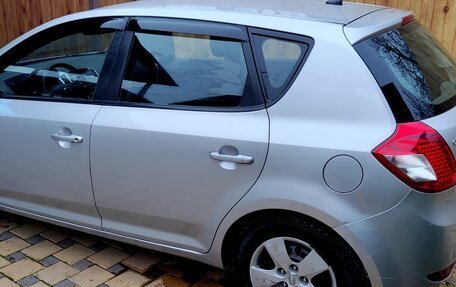 KIA cee'd I рестайлинг, 2010 год, 695 000 рублей, 5 фотография