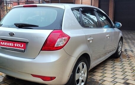 KIA cee'd I рестайлинг, 2010 год, 695 000 рублей, 4 фотография