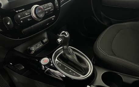 KIA Soul II рестайлинг, 2017 год, 1 600 000 рублей, 13 фотография