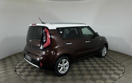 KIA Soul II рестайлинг, 2017 год, 1 600 000 рублей, 6 фотография