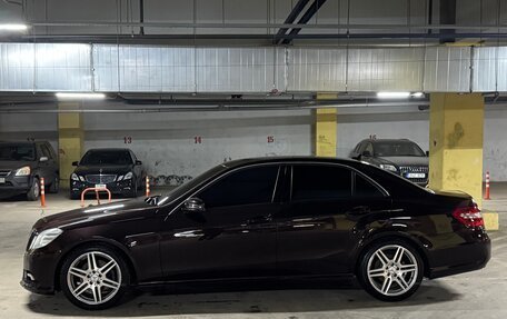 Mercedes-Benz E-Класс, 2011 год, 1 250 000 рублей, 2 фотография