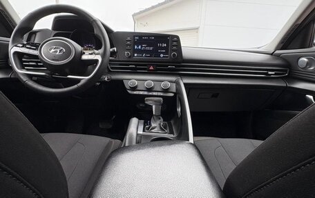 Hyundai Elantra VI рестайлинг, 2020 год, 1 450 000 рублей, 6 фотография