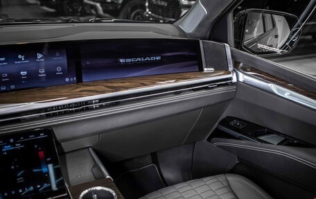 Cadillac Escalade V, 2025 год, 21 624 386 рублей, 29 фотография