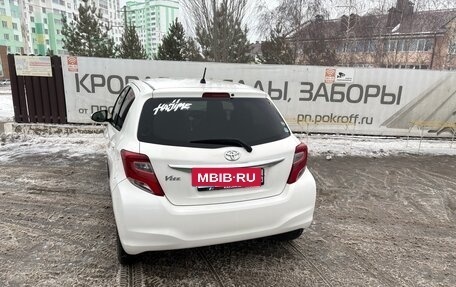 Toyota Vitz, 2016 год, 749 000 рублей, 3 фотография
