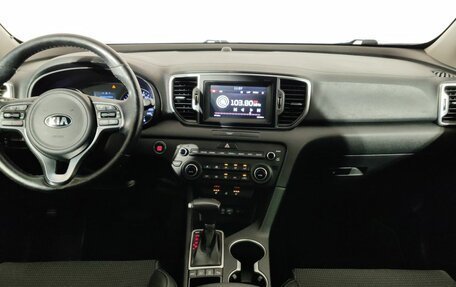 KIA Sportage IV рестайлинг, 2018 год, 2 090 000 рублей, 8 фотография