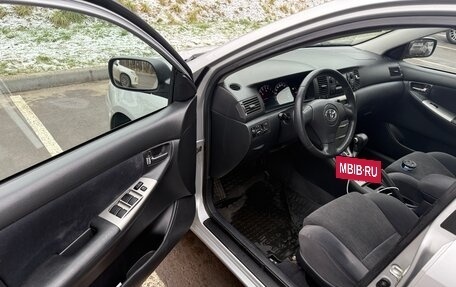 Toyota Corolla, 2003 год, 820 000 рублей, 14 фотография