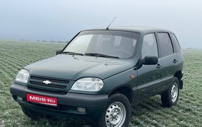 Chevrolet Niva I рестайлинг, 2004 год, 380 000 рублей, 1 фотография