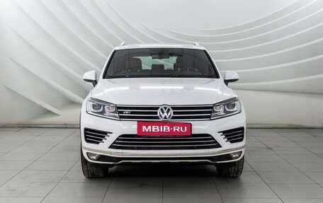 Volkswagen Touareg III, 2016 год, 2 870 000 рублей, 2 фотография
