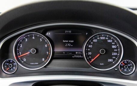 Volkswagen Touareg III, 2016 год, 2 870 000 рублей, 9 фотография