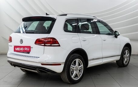 Volkswagen Touareg III, 2016 год, 2 870 000 рублей, 7 фотография