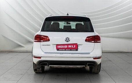 Volkswagen Touareg III, 2016 год, 2 870 000 рублей, 6 фотография