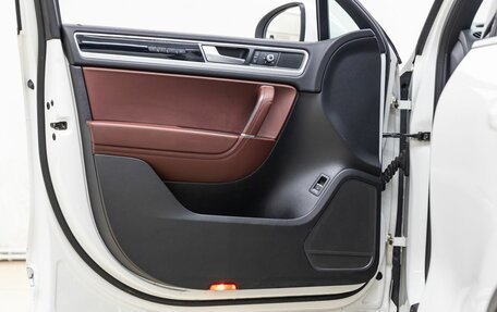 Volkswagen Touareg III, 2016 год, 2 870 000 рублей, 30 фотография