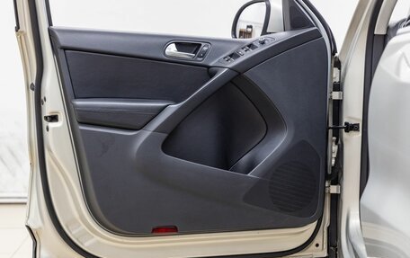 Volkswagen Tiguan I, 2010 год, 1 198 000 рублей, 19 фотография