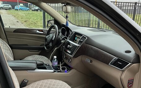 Mercedes-Benz M-Класс, 2015 год, 2 950 000 рублей, 7 фотография