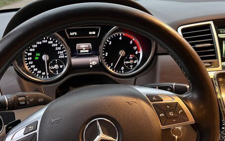 Mercedes-Benz M-Класс, 2015 год, 2 950 000 рублей, 9 фотография