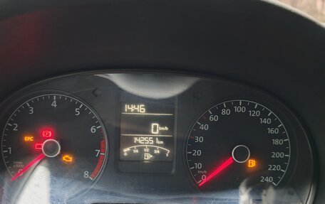 Volkswagen Polo VI (EU Market), 2015 год, 900 000 рублей, 2 фотография