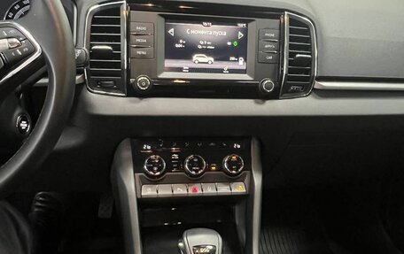 Skoda Karoq I, 2020 год, 2 545 000 рублей, 10 фотография