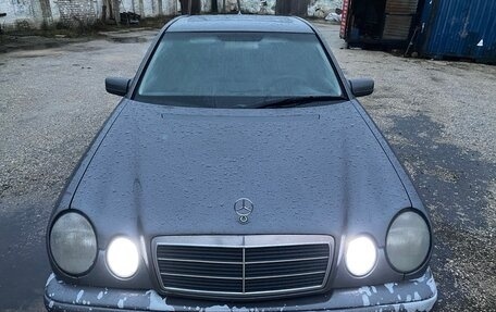 Mercedes-Benz E-Класс, 1999 год, 500 000 рублей, 10 фотография