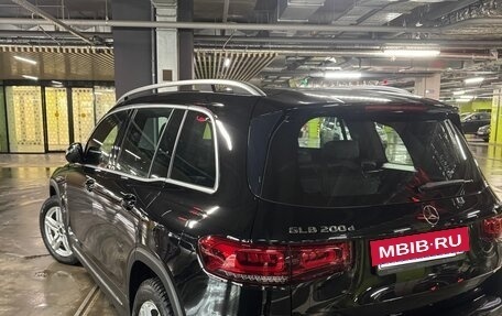 Mercedes-Benz GLB, 2022 год, 3 660 000 рублей, 4 фотография