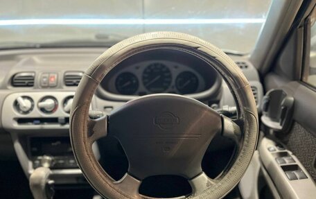 Nissan March II, 2001 год, 200 000 рублей, 14 фотография