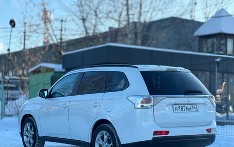 Mitsubishi Outlander III рестайлинг 3, 2012 год, 1 599 000 рублей, 7 фотография