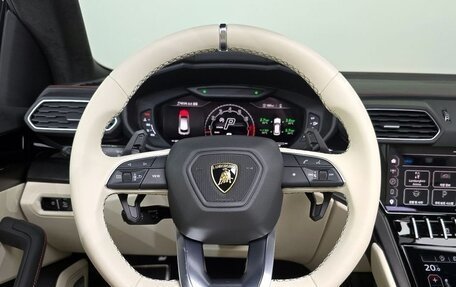 Lamborghini Urus I, 2024 год, 31 500 000 рублей, 12 фотография