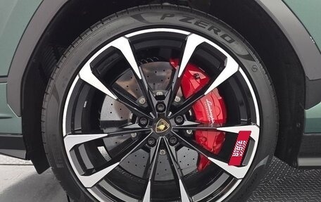 Lamborghini Urus I, 2024 год, 31 500 000 рублей, 7 фотография