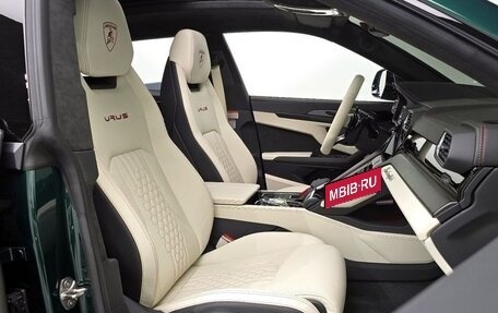 Lamborghini Urus I, 2024 год, 31 500 000 рублей, 9 фотография