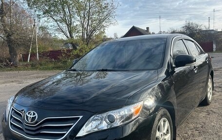 Toyota Camry, 2010 год, 1 290 000 рублей, 1 фотография