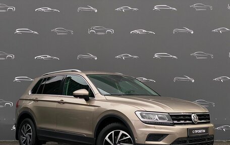 Volkswagen Tiguan II, 2018 год, 1 898 800 рублей, 3 фотография