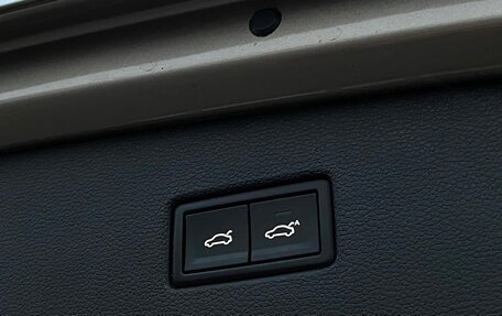 Volkswagen Tiguan II, 2018 год, 1 898 800 рублей, 16 фотография