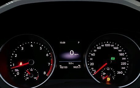 Volkswagen Tiguan II, 2018 год, 1 898 800 рублей, 27 фотография