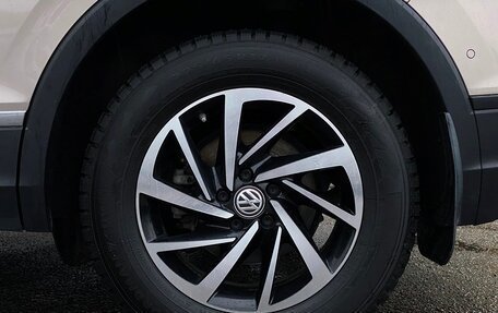 Volkswagen Tiguan II, 2018 год, 1 898 800 рублей, 30 фотография